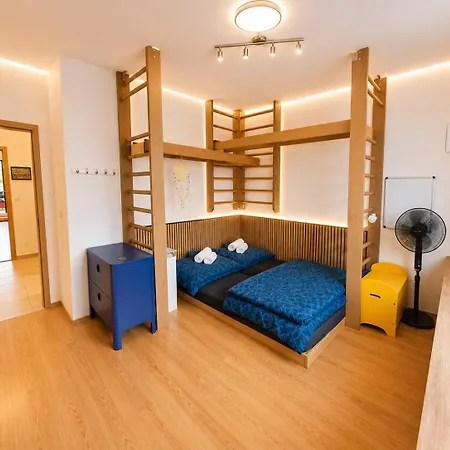 Apartamento Big Apartament, Sauna, Gril, 8 Praga